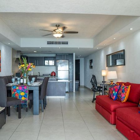 Ocean Front Condo Sleeps 4 Adults-Grand Venetian T3000-1606 Puerto Vallarta Eksteriør billede
