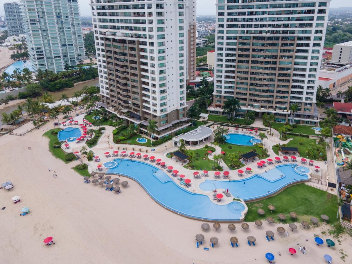 Ocean Front Condo Sleeps 4 Adults-Grand Venetian T3000-1606 Puerto Vallarta Eksteriør billede