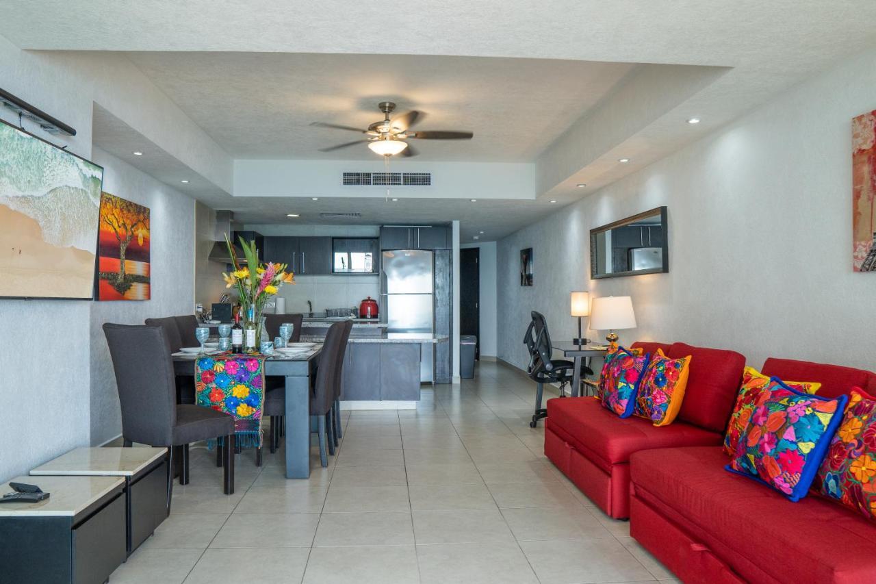 Ocean Front Condo Sleeps 4 Adults-Grand Venetian T3000-1606 Puerto Vallarta Eksteriør billede