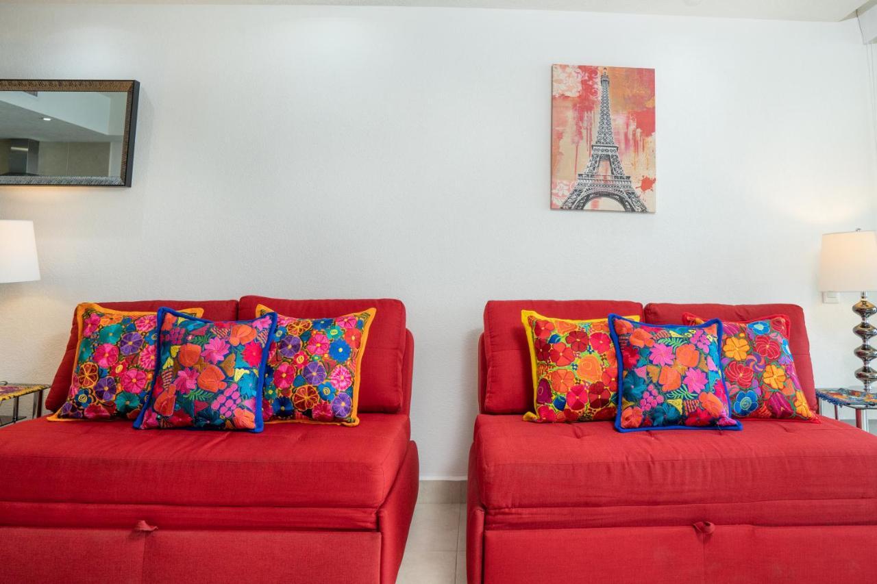 Ocean Front Condo Sleeps 4 Adults-Grand Venetian T3000-1606 Puerto Vallarta Eksteriør billede